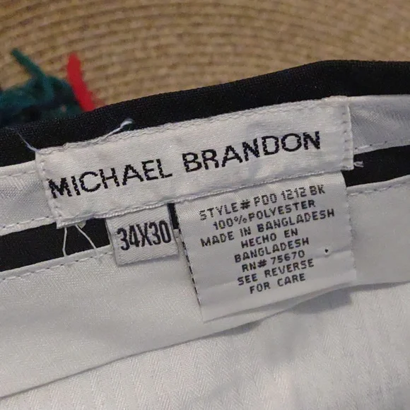 NWT Michael Brandon | Wrinkle Resistant Dress Pants - Picture 4 of 5